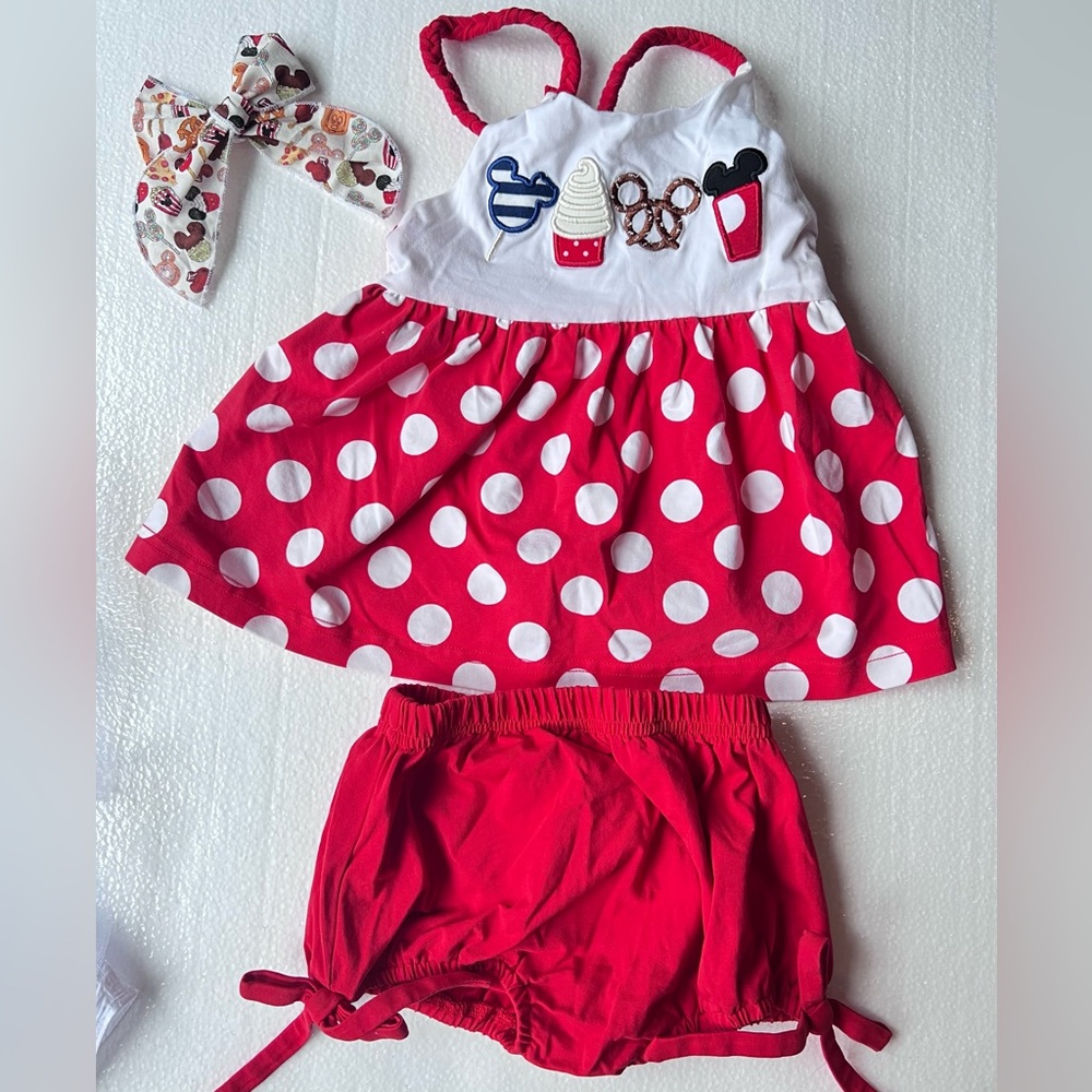Saving Grace Smocks Disney Snacks diaper set